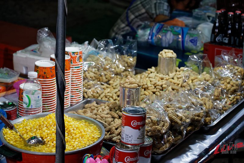 Loy Kratong 2560 Khao Thakiab