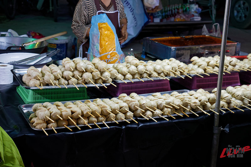 Loy Kratong 2560 Khao Thakiab