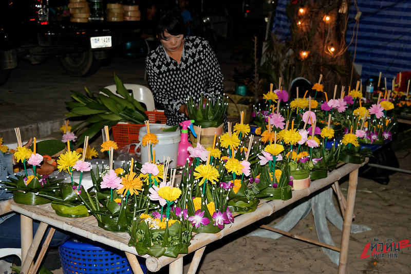 Loy Kratong 2560 Khao Thakiab